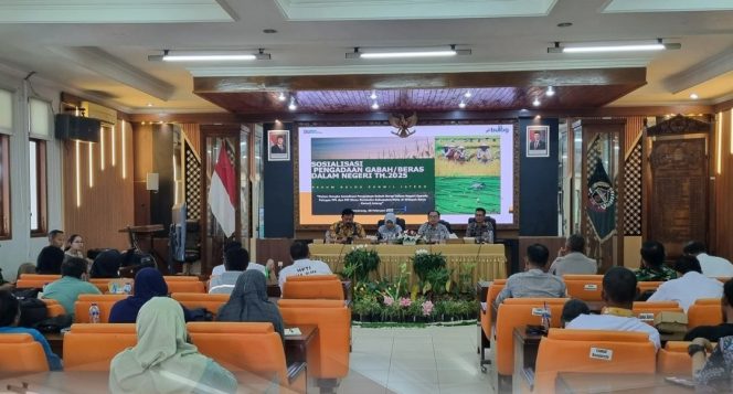 
					Dinas Pangan, Pertanian, Peternakan dan Perikanan Kabupaten Blora menggelar rapat Koordinasi optimalisasi serapan gabah dan beras masa panen 2025 (foto Instagram DP4)