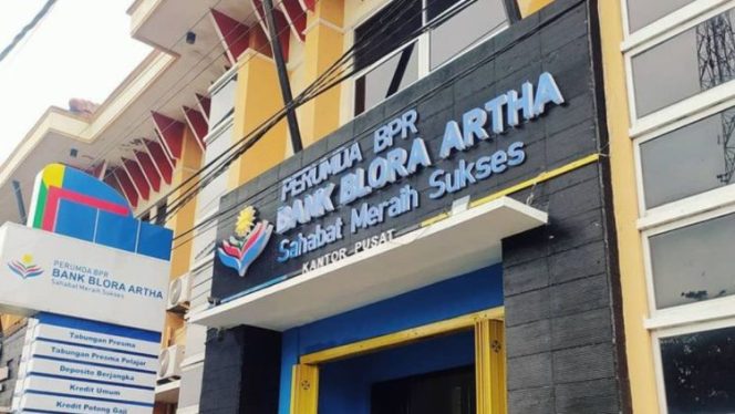 Perumda BPR Bank Blora Artha meluncurkan produk khusus untuk segmen pelajar, yakni Tabungan Presma Pelajar. Foto dok.pribadi/Dian.