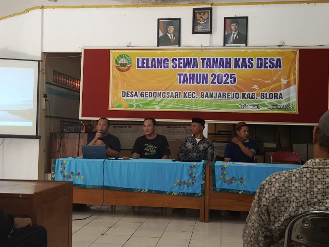
					Pemerintah Desa Gedongsari, Kecamatan Banjarejo, Kabupaten Blora, menggelar kegiatan lelang sewa tanah kas desa, Minggu, (3/8/2025). Foto Ist.
