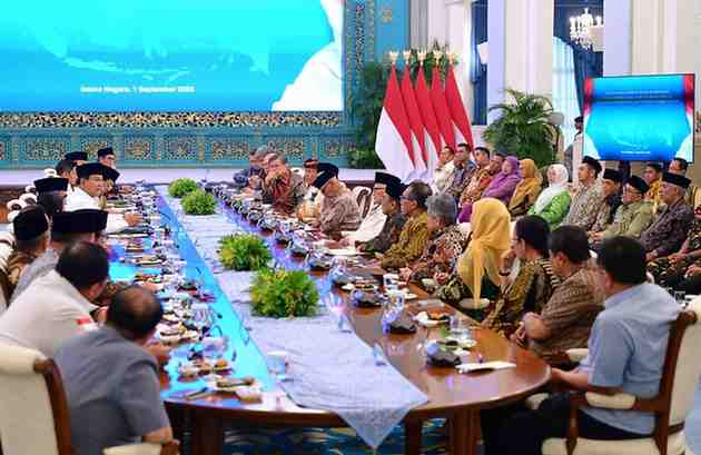 Sejumlah perwakilan serikat pekerja bertemu Presiden Prabowo Subianto di Istana Negara, Jakarta, Senin (1/9/2025). Foto Setneg.