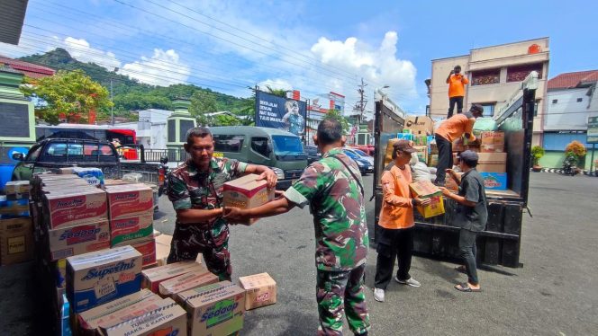 
					Cepat Tanggap, Kodam Diponegoro Salurkan Bantuan ke Aceh dan Sumatera